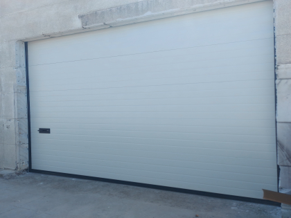 Sectionale garagepoort met sectionale garagepoorten, hand, RAL 9002