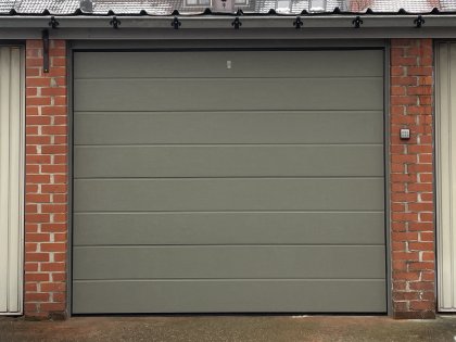 Sectionale garagepoort met sectionale garagepoorten, motor, RAL 7003, noodontgrendeling
